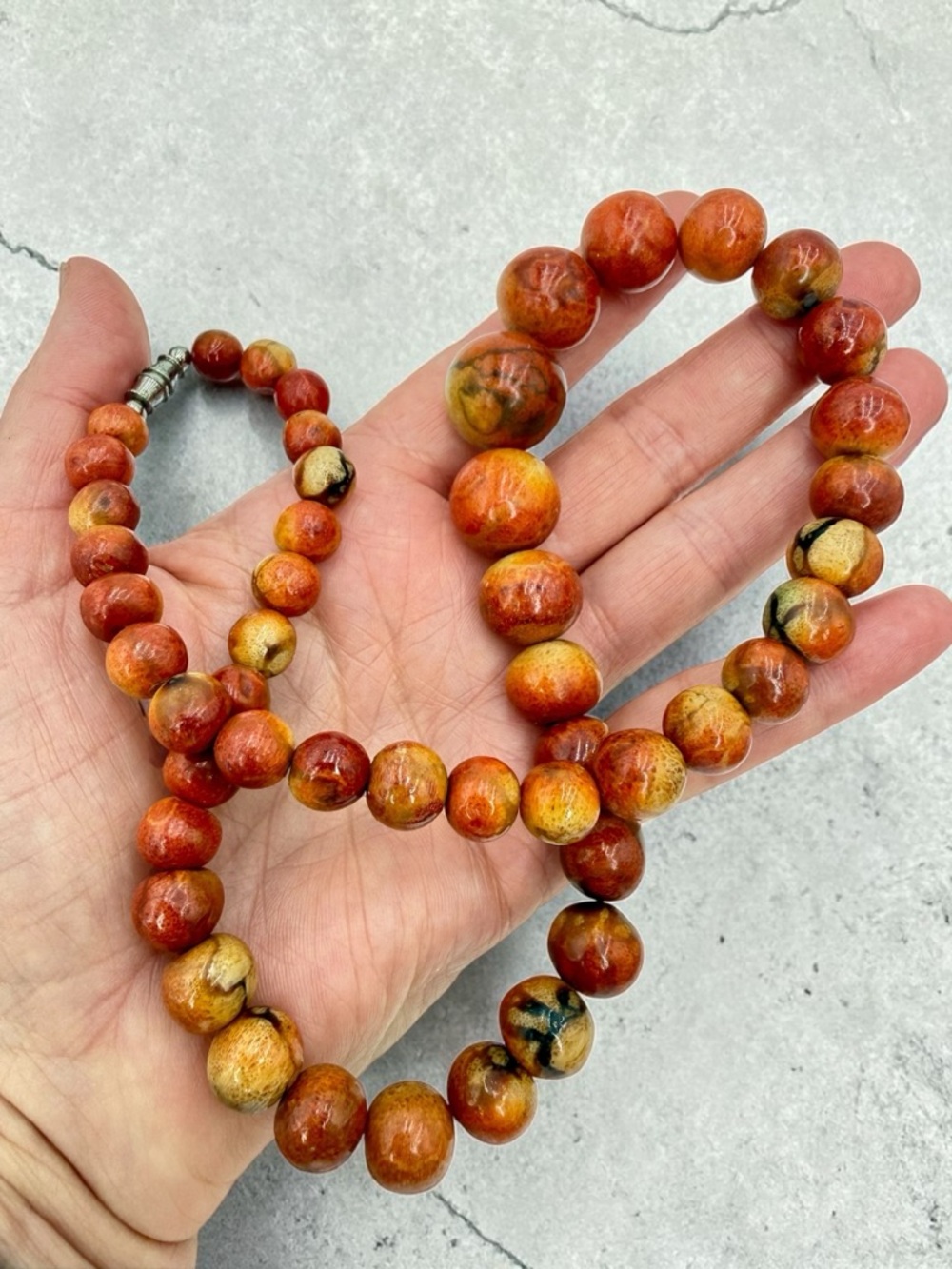 Vintage Chunky Apple Coral Graduated Bead Necklace 18” 80g Barrel Clasp Boho Lux - Picture 13 of 17